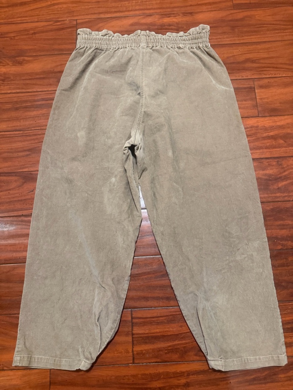 Pietsie Elastic-Waist Corduroy Capris in Taupe - Picture 2 of 9
